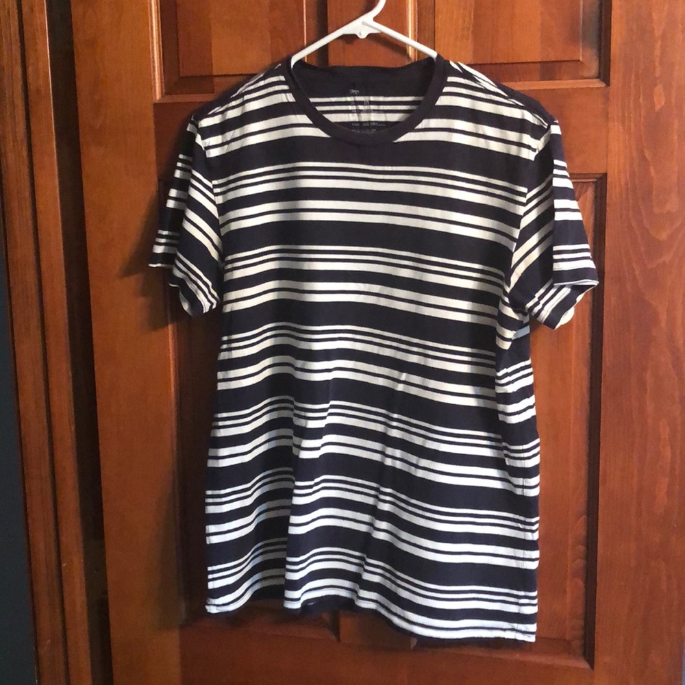 Gap stripped t-shirt